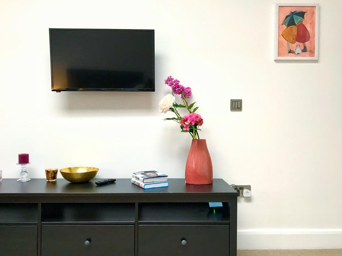 Apartment Harrow London